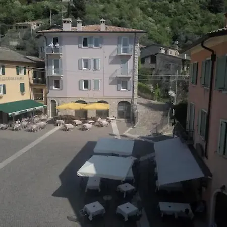 Attico Nel Borgo Appartamento