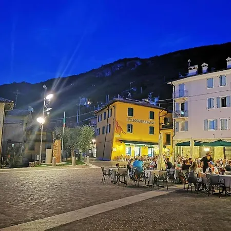 Attico Nel Borgo 公寓 *